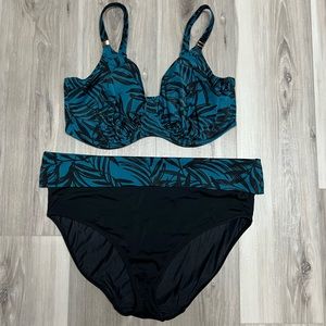 Teal/black bikini